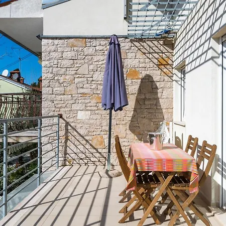 Apartment Manto Free Parking Rovinj Exterior photo